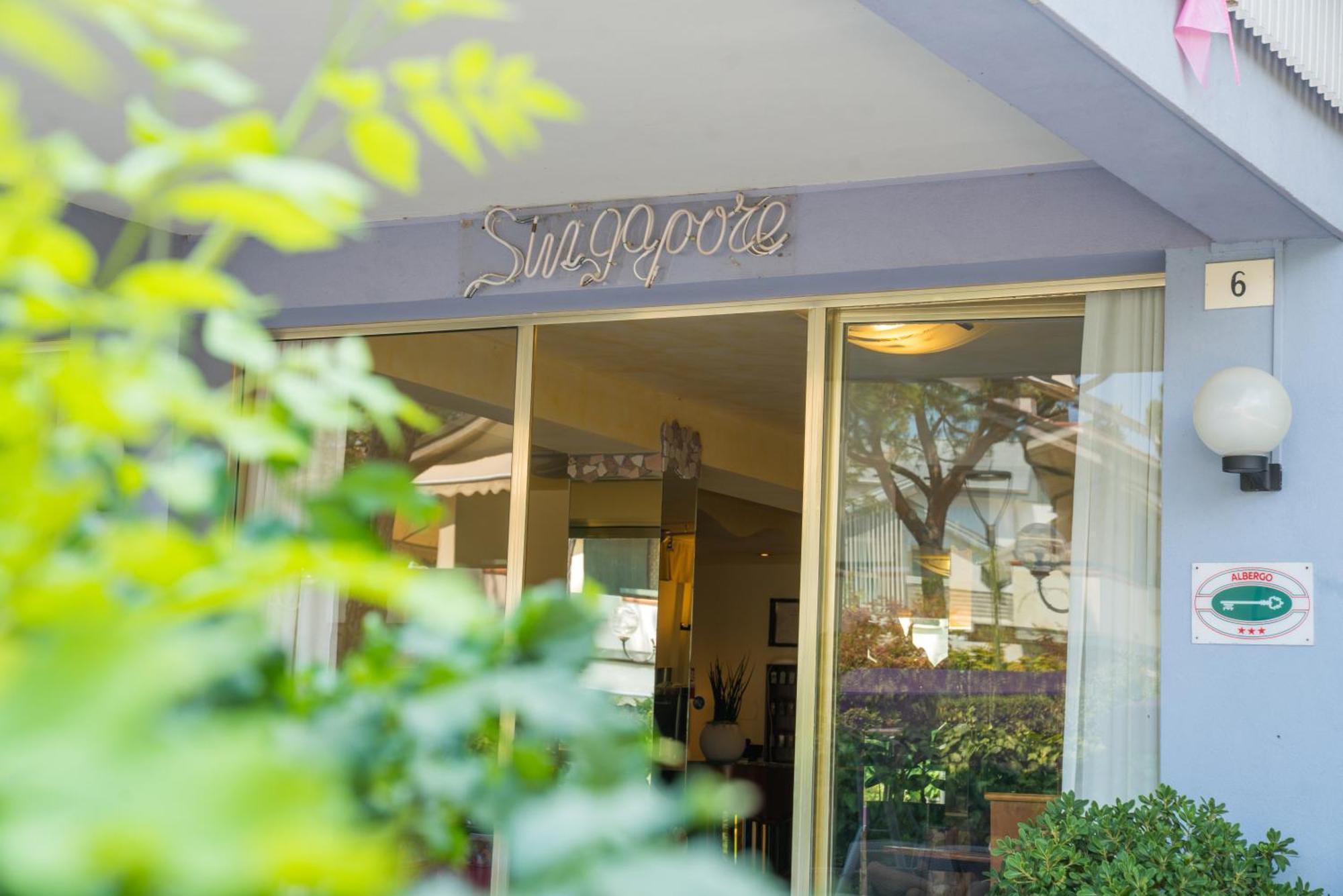 Hotel Singapore Milano Marittima Exterior photo